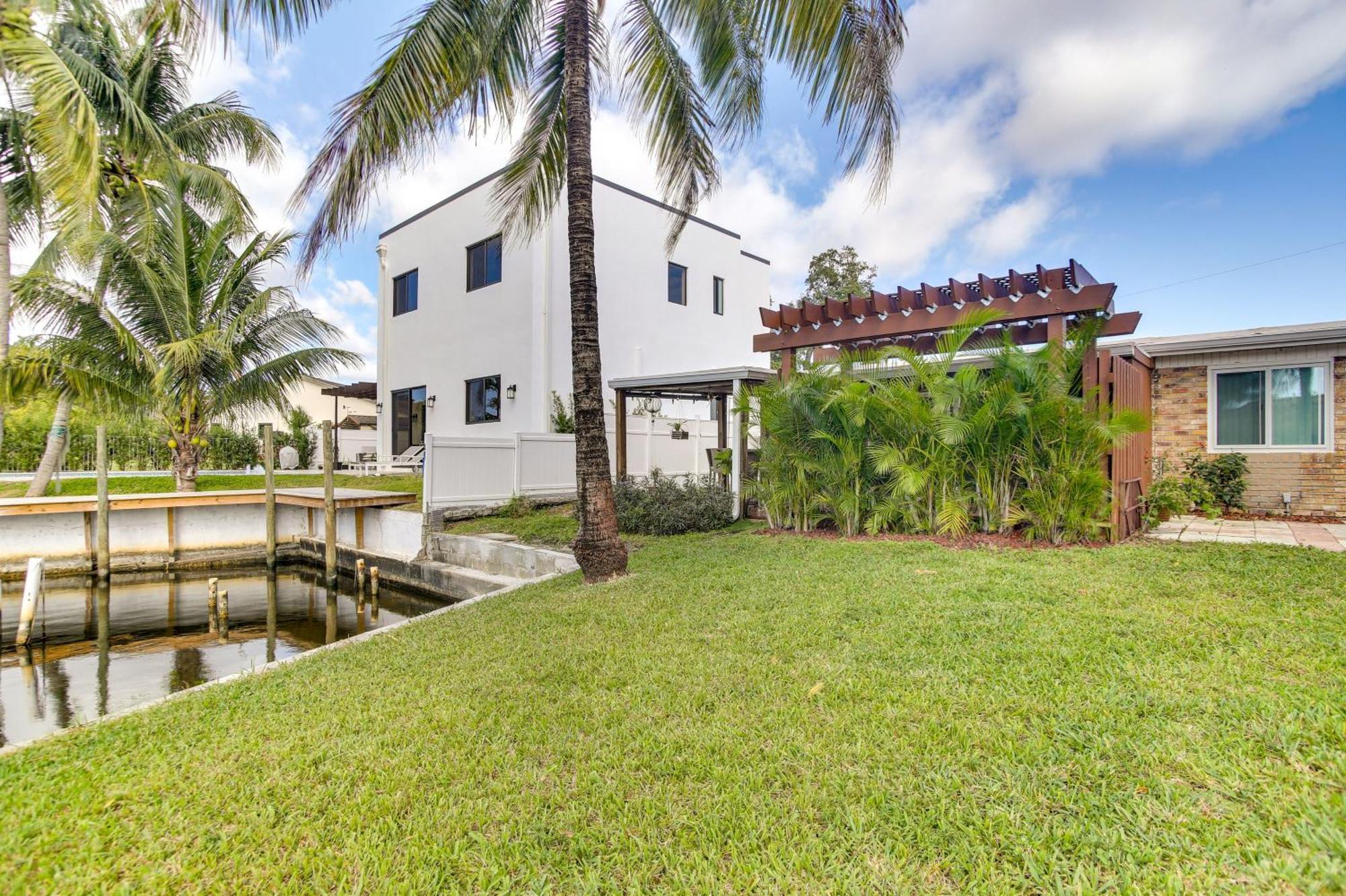 Canal Side Retreat With Dock, By Hollywood Boardwalk Fort Lauderdale Zewnętrze zdjęcie